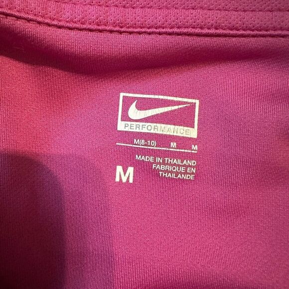 Nike Pink Pullover 1/4 Zip Lightweight Top w/
Pouch - Performance Womens M - Picture 5 of 6